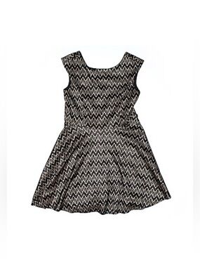 Un Deux Trois Black Chevron Lace Fit & Flare Dress NWT Size 8P